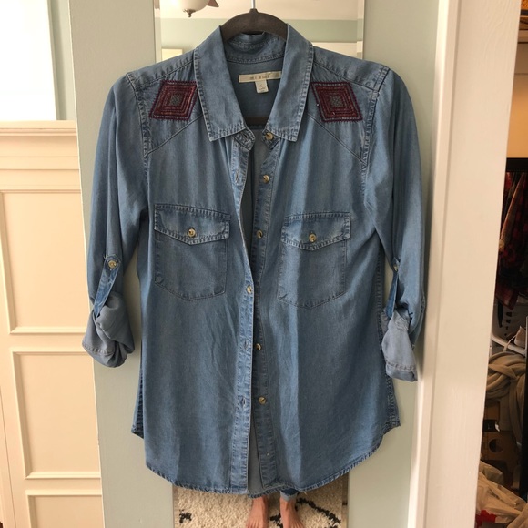 Chambray button down - Picture 3 of 4
